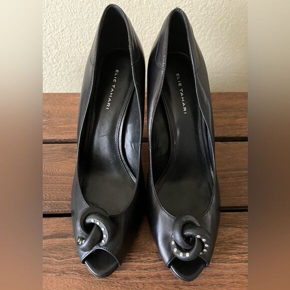 ElieTahari Classic Soft Leather Peep Toe Stiletto Shoes w/Knot Accent 39.5/ 7.5 - Picture 1 of 10